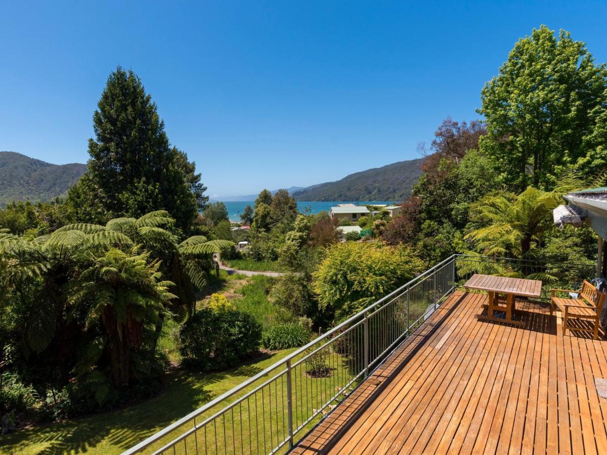 Serene Sounds - Anakiwa Holiday Home Exteriör bild